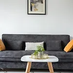 Luxury 2 Bedrooms App With Terrace In Center Old Town Apartman
