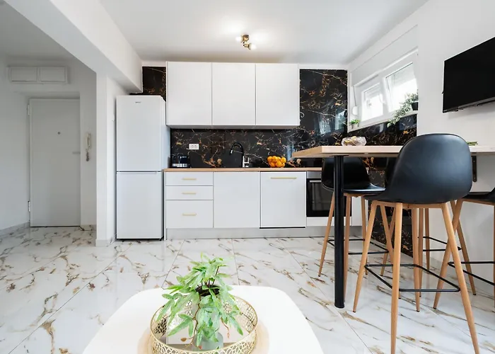 Luxury 2 Bedrooms App With Terrace In Center Old Town * 스플리트